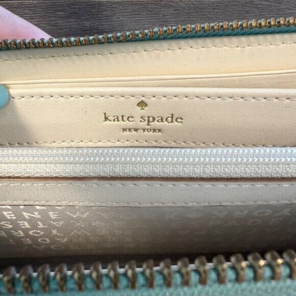 Kate Spade Baby Blue Leather Zip Around Wallet - Picture 3 of 9